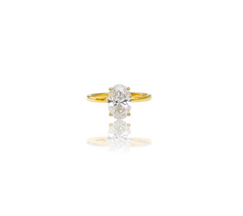 Diamond Oval Solitaire Classic Ring